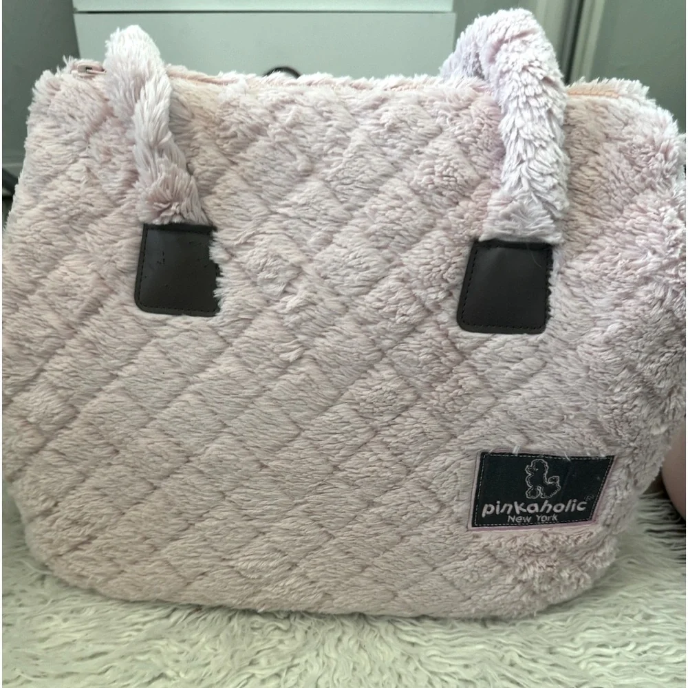 Pinkaholic carry bag